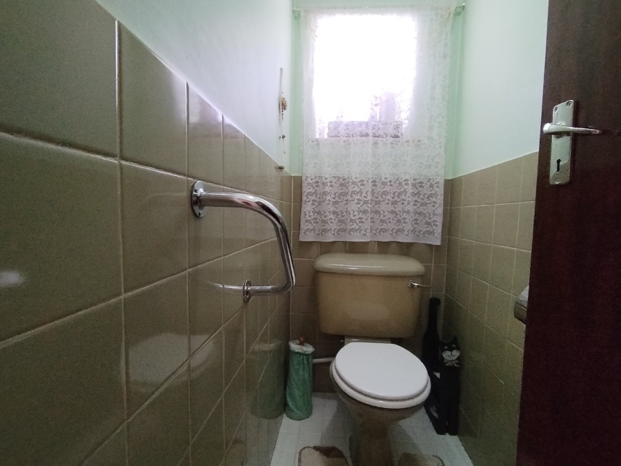 3 Bedroom Property for Sale in Selcourt Gauteng