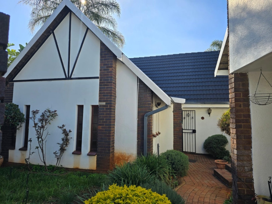 4 Bedroom Property for Sale in Bedfordview Gauteng