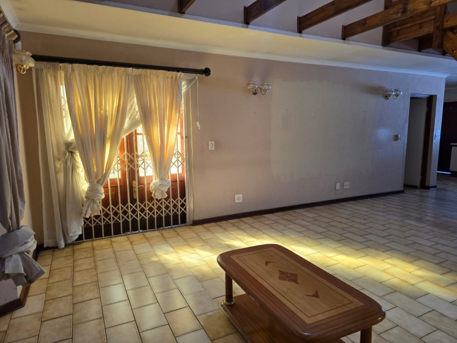 4 Bedroom Property for Sale in Bedfordview Gauteng