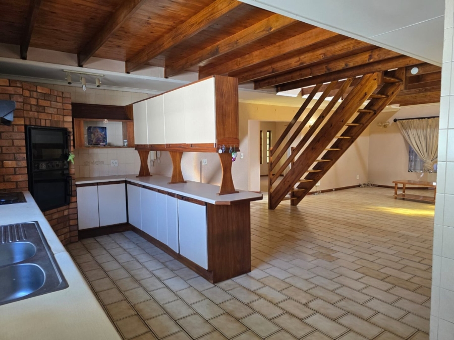 4 Bedroom Property for Sale in Bedfordview Gauteng