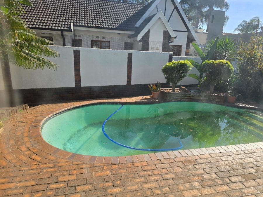 4 Bedroom Property for Sale in Bedfordview Gauteng