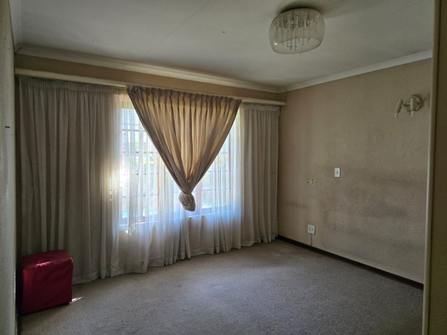 4 Bedroom Property for Sale in Bedfordview Gauteng