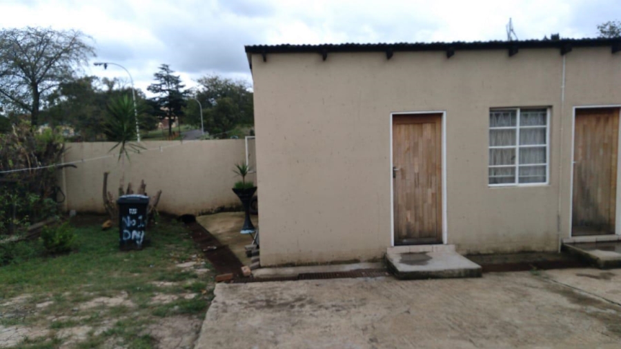3 Bedroom Property for Sale in Newclare Gauteng