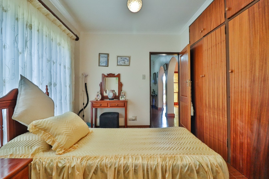 6 Bedroom Property for Sale in Tedderfield A H Gauteng