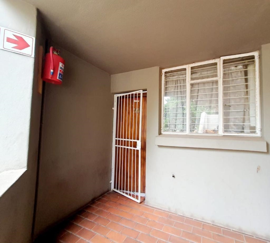 2 Bedroom Property for Sale in Florida Gauteng