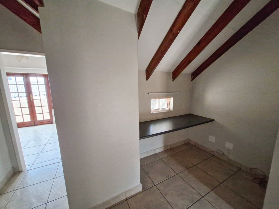 2 Bedroom Property for Sale in Equestria Gauteng