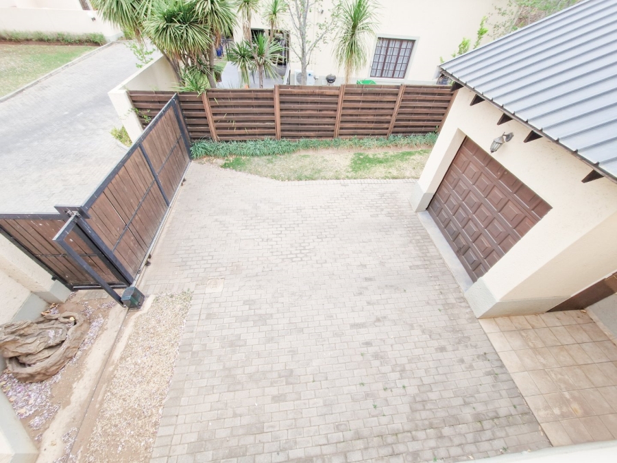 2 Bedroom Property for Sale in Equestria Gauteng
