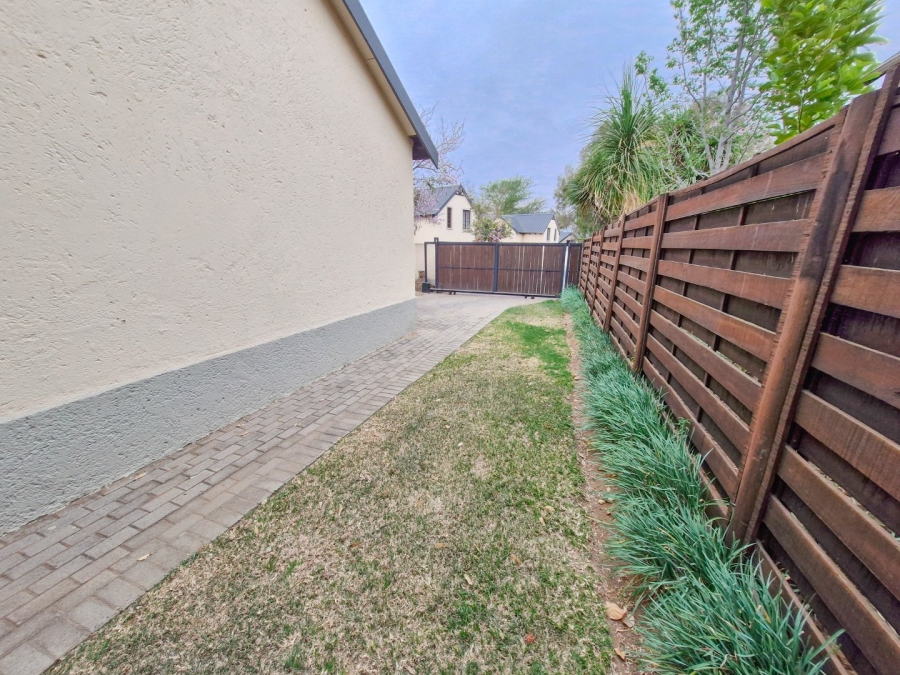 2 Bedroom Property for Sale in Equestria Gauteng