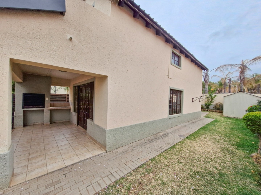 2 Bedroom Property for Sale in Equestria Gauteng