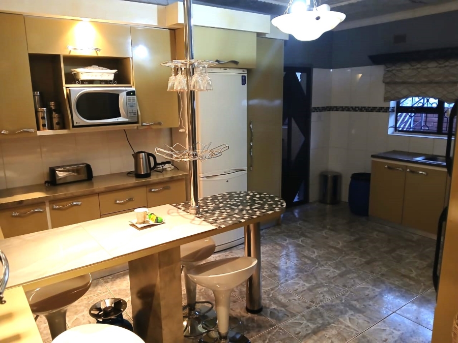 4 Bedroom Property for Sale in Soshanguve G Gauteng