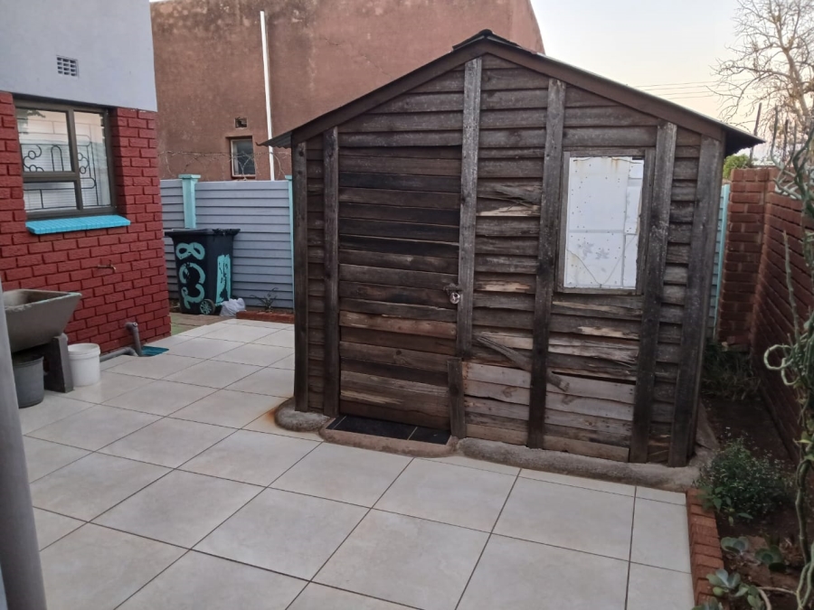 4 Bedroom Property for Sale in Soshanguve G Gauteng
