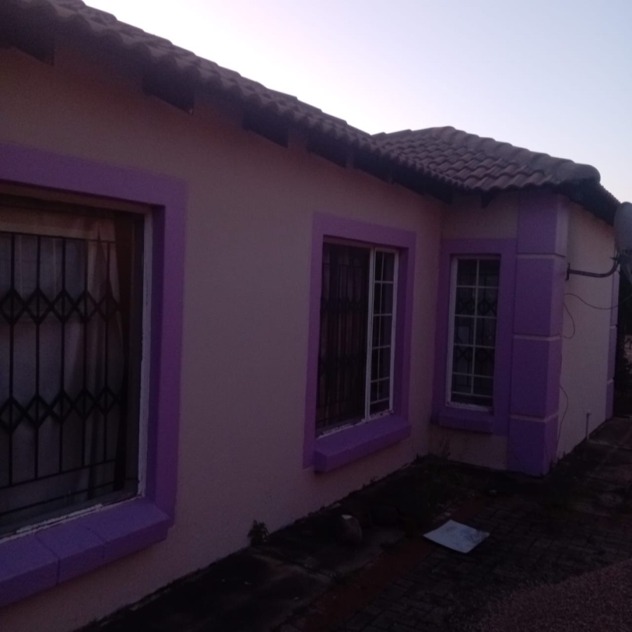 3 Bedroom Property for Sale in Nkwe Estate Gauteng