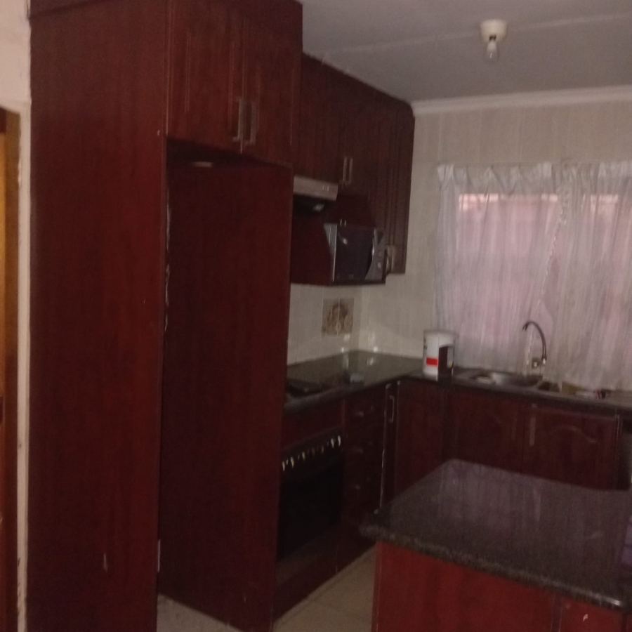 3 Bedroom Property for Sale in Nkwe Estate Gauteng