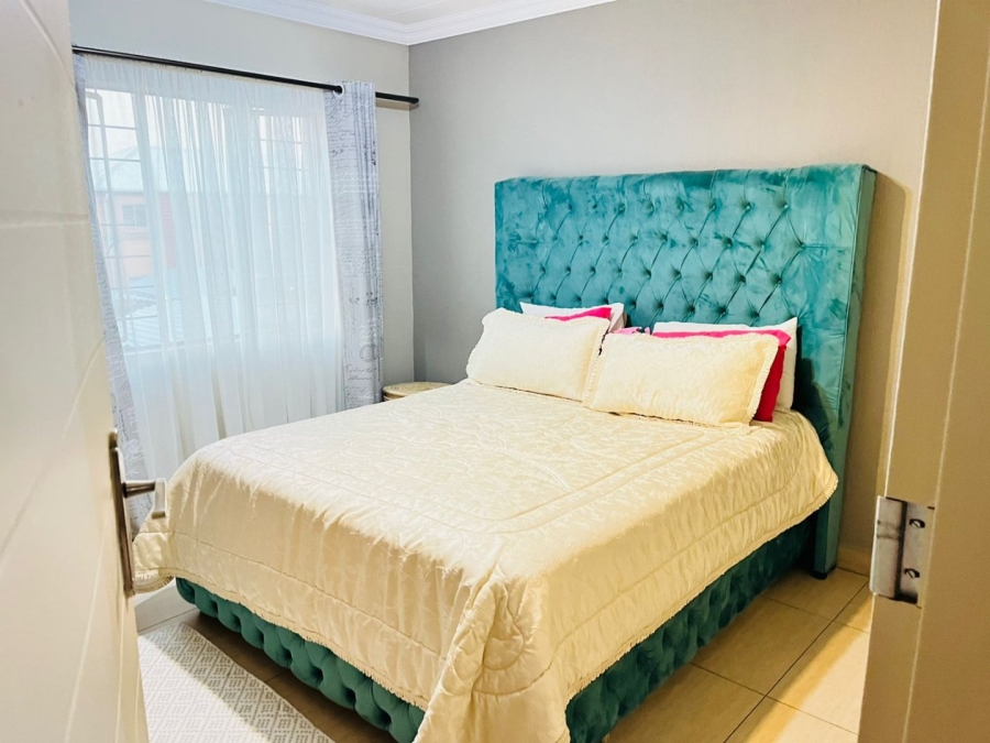 2 Bedroom Property for Sale in Andeon AH Gauteng