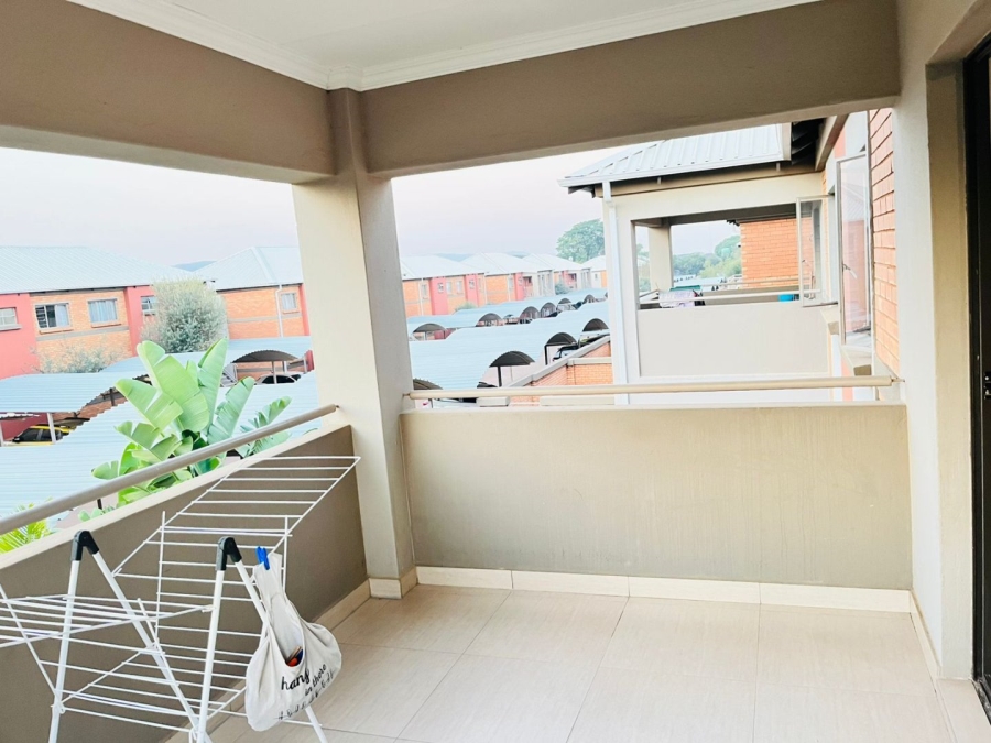 2 Bedroom Property for Sale in Andeon AH Gauteng