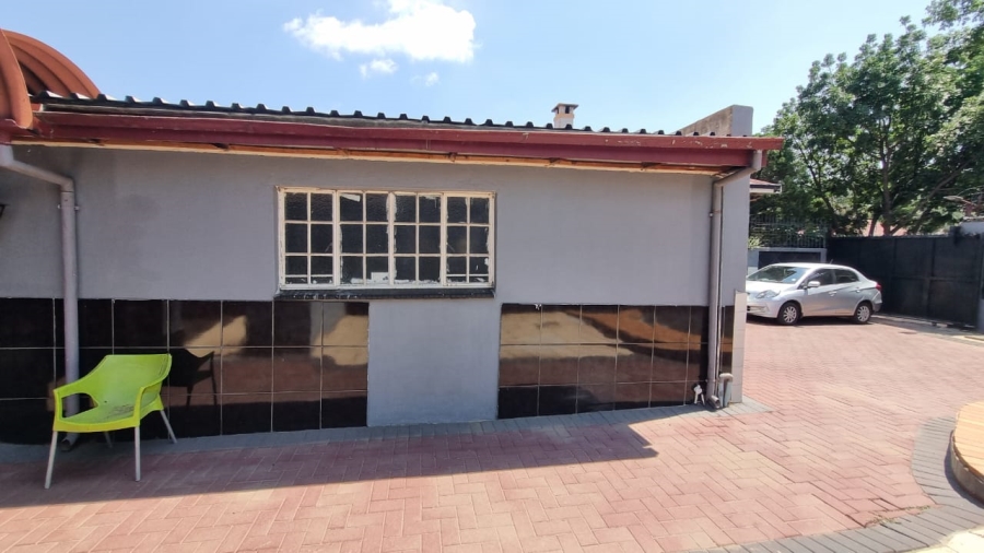 6 Bedroom Property for Sale in Pretoria West Gauteng