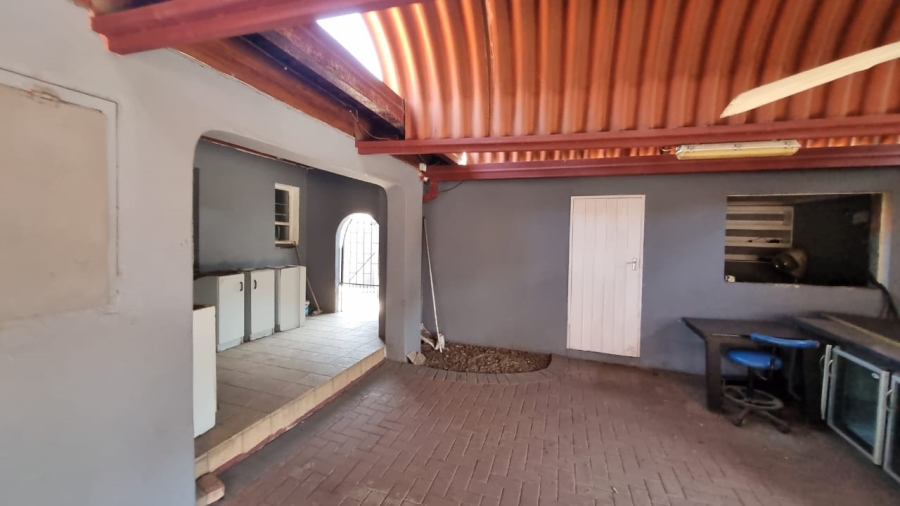 6 Bedroom Property for Sale in Pretoria West Gauteng