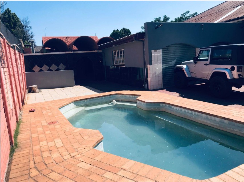 6 Bedroom Property for Sale in Pretoria West Gauteng