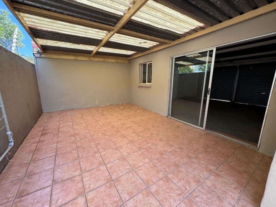 3 Bedroom Property for Sale in Glen Marais Gauteng