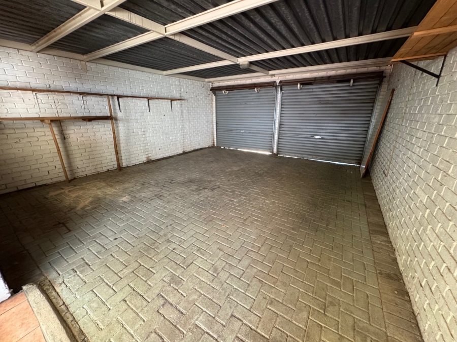 3 Bedroom Property for Sale in Glen Marais Gauteng