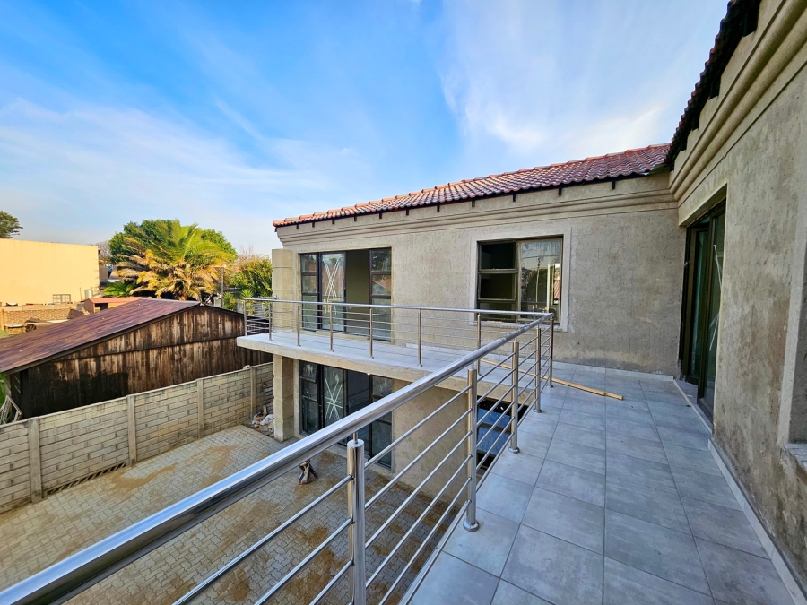 1 Bedroom Property for Sale in Klopperpark Gauteng
