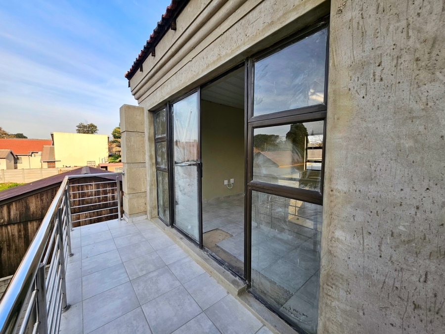 1 Bedroom Property for Sale in Klopperpark Gauteng