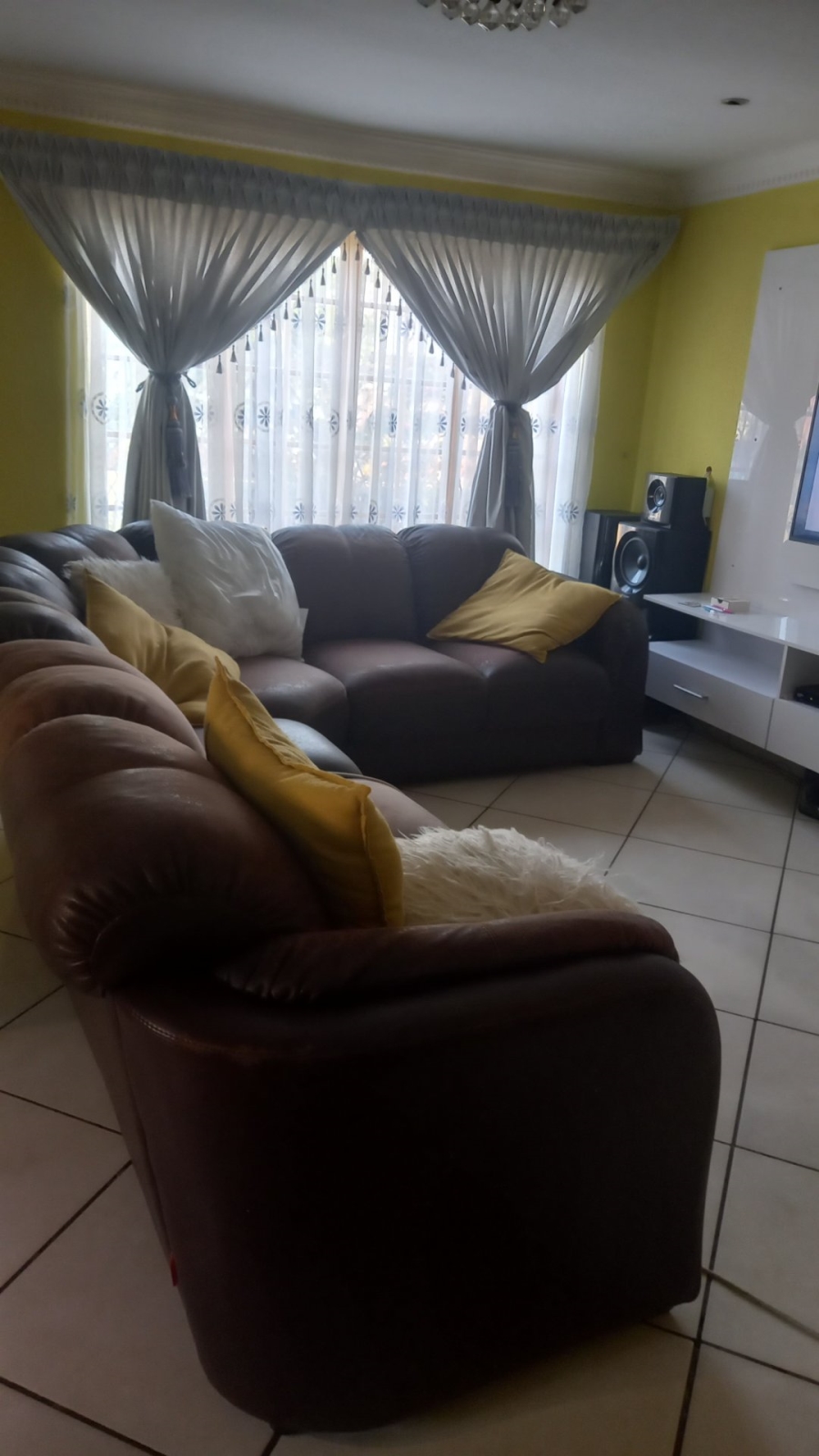 3 Bedroom Property for Sale in The Orchards Gauteng