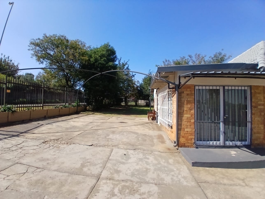 4 Bedroom Property for Sale in Lilianton Gauteng
