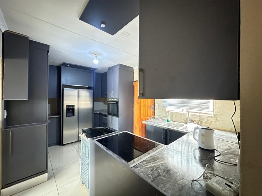 To Let 2 Bedroom Property for Rent in Lotus Gardens Gauteng