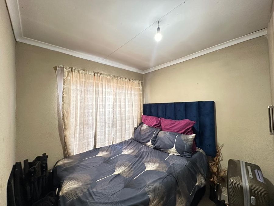 To Let 2 Bedroom Property for Rent in Lotus Gardens Gauteng
