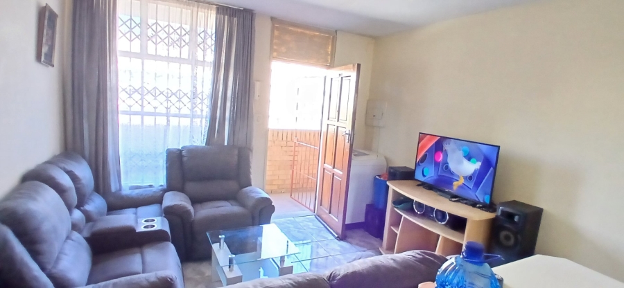 1 Bedroom Property for Sale in Pretoria Gauteng