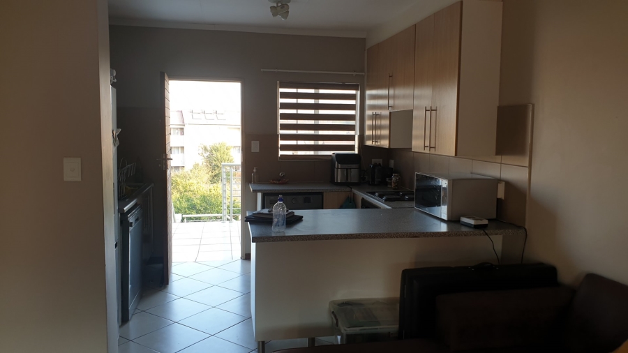 2 Bedroom Property for Sale in Monavoni Gauteng