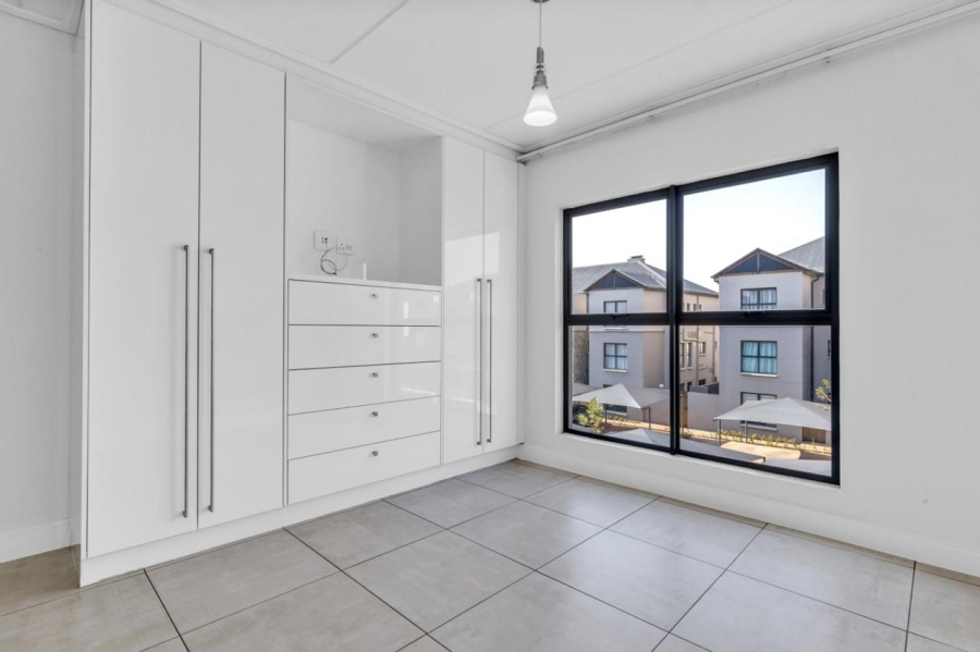 To Let 3 Bedroom Property for Rent in Waterfall Gauteng
