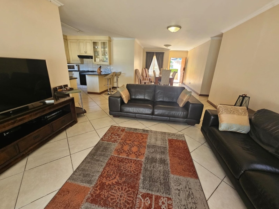 To Let 3 Bedroom Property for Rent in Olympus AH Gauteng