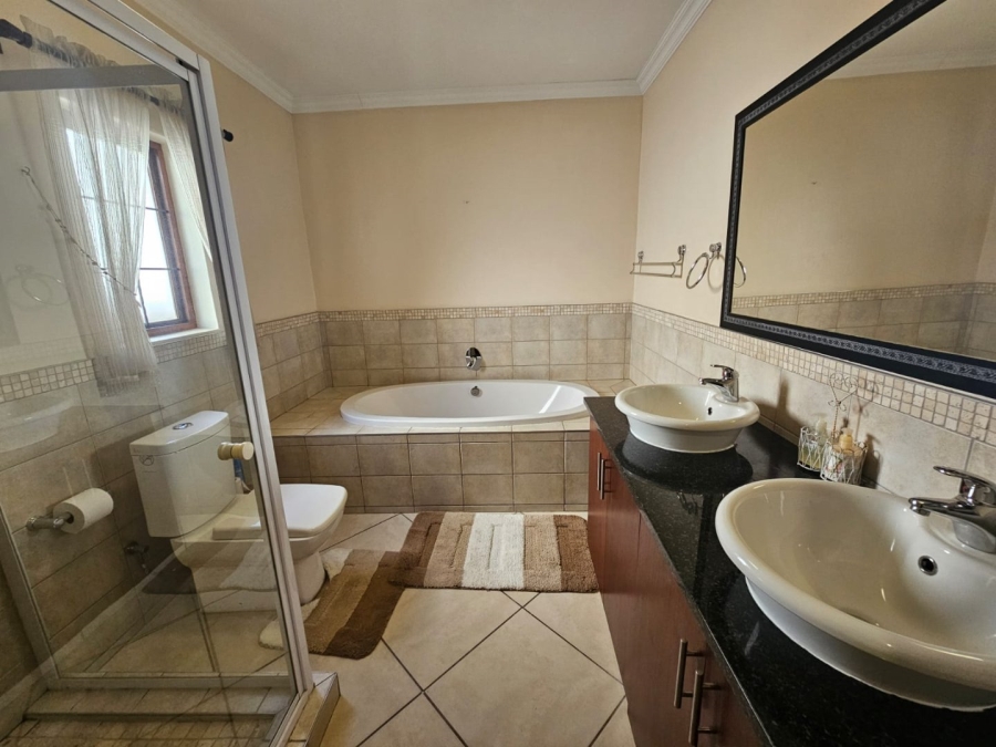 To Let 3 Bedroom Property for Rent in Olympus AH Gauteng