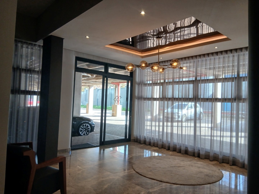 To Let 1 Bedroom Property for Rent in Houghton Estate Gauteng