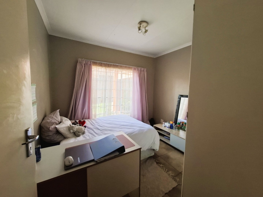 To Let 3 Bedroom Property for Rent in Equestria Gauteng