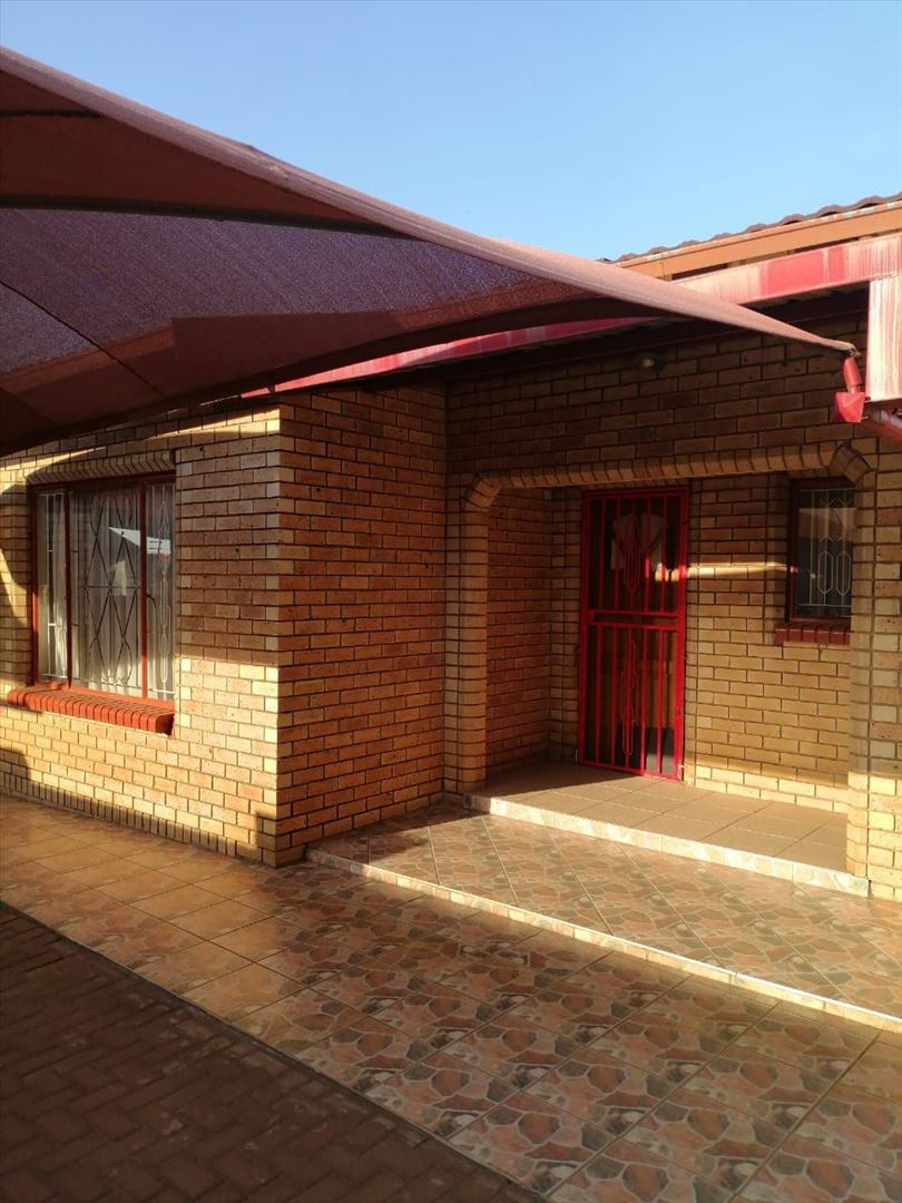 3 Bedroom Property for Sale in Maokeng Gauteng