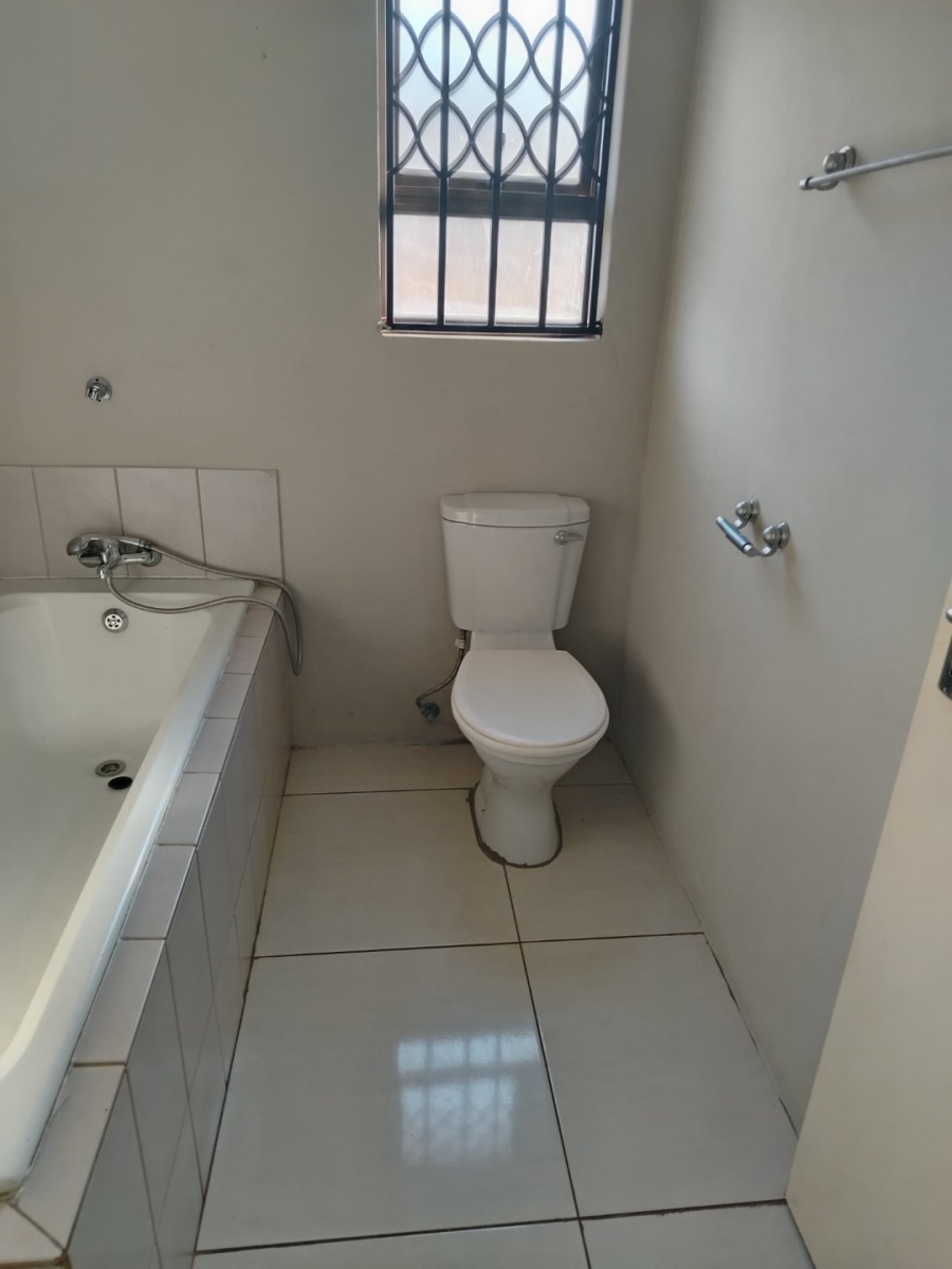 To Let 3 Bedroom Property for Rent in Dawn Park Gauteng