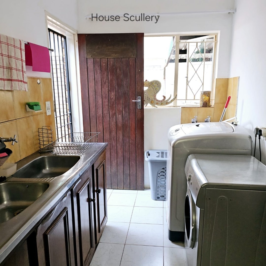 5 Bedroom Property for Sale in Theresa Park Gauteng