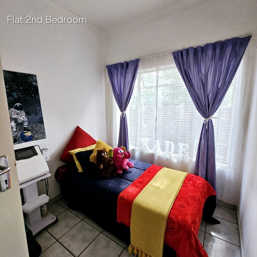 5 Bedroom Property for Sale in Theresa Park Gauteng