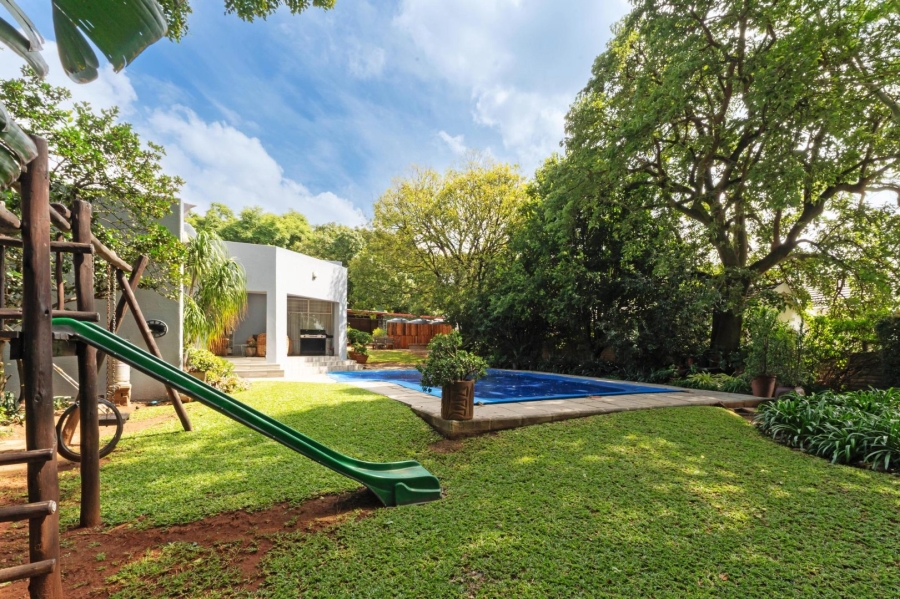 5 Bedroom Property for Sale in Ferndale Gauteng