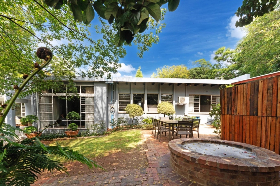 5 Bedroom Property for Sale in Ferndale Gauteng