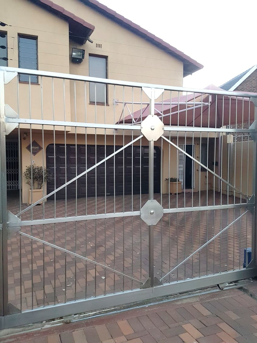 4 Bedroom Property for Sale in Bruma Gauteng