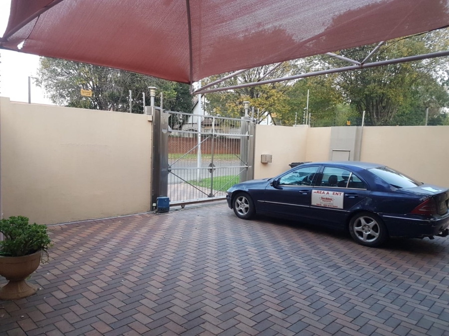 4 Bedroom Property for Sale in Bruma Gauteng