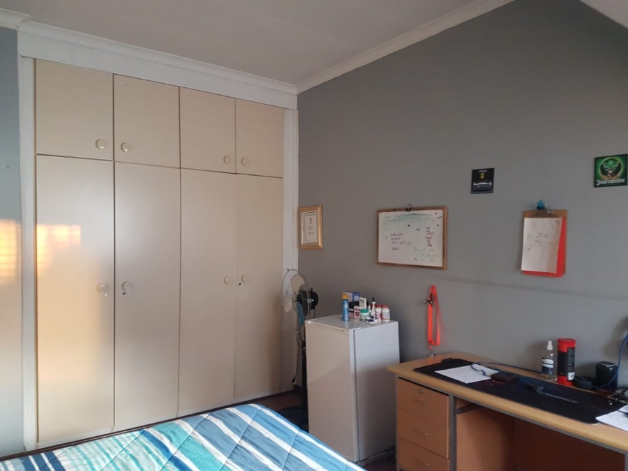 4 Bedroom Property for Sale in Bruma Gauteng