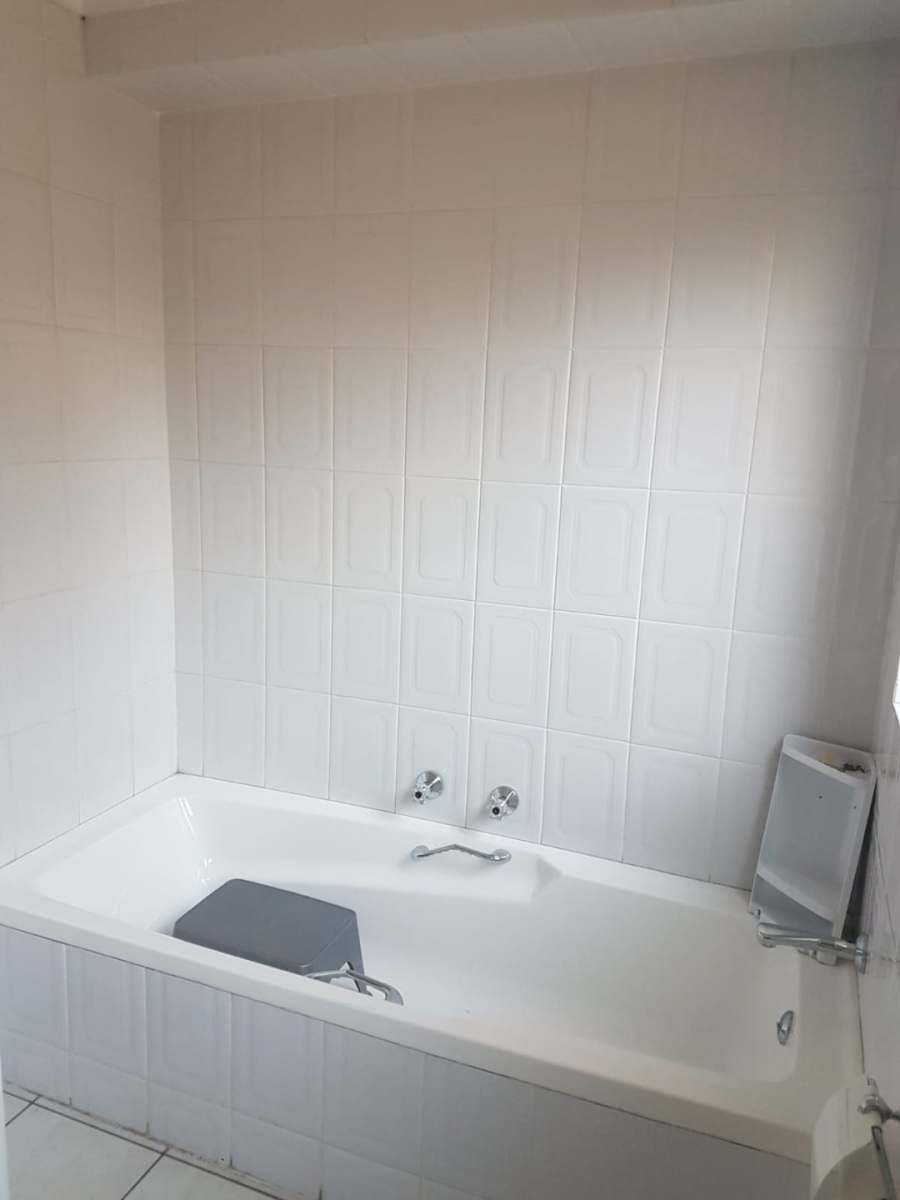 4 Bedroom Property for Sale in Bruma Gauteng