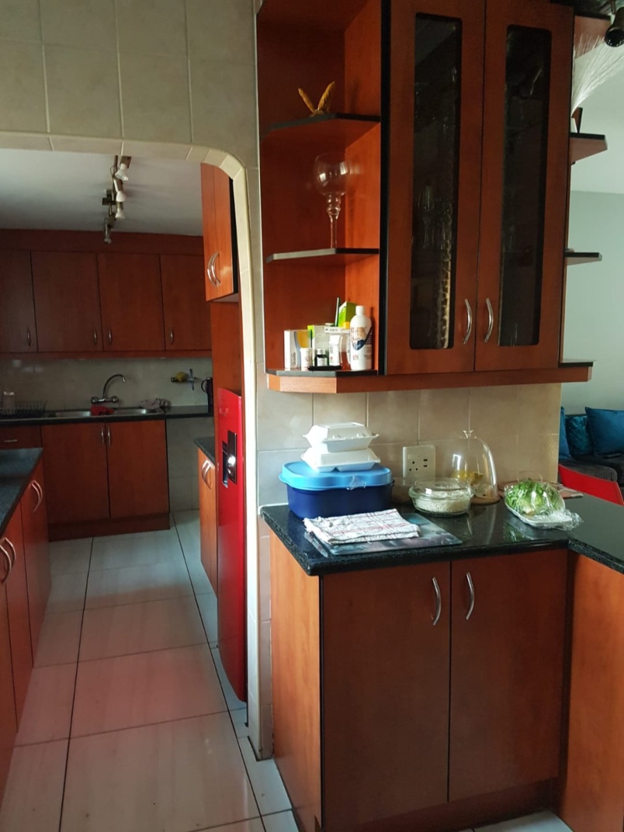 4 Bedroom Property for Sale in Bruma Gauteng