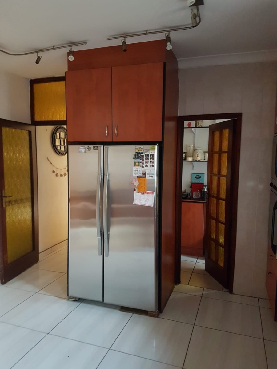 4 Bedroom Property for Sale in Bruma Gauteng