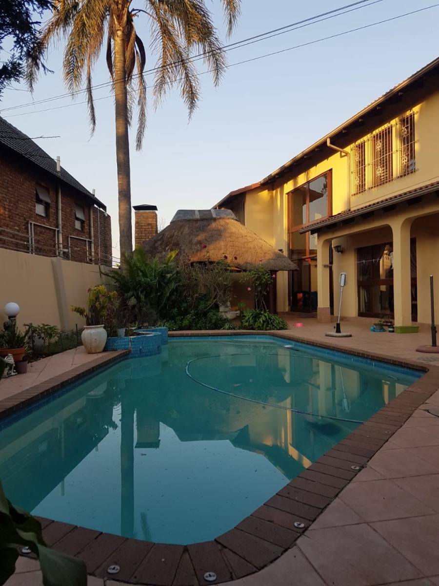 4 Bedroom Property for Sale in Bruma Gauteng